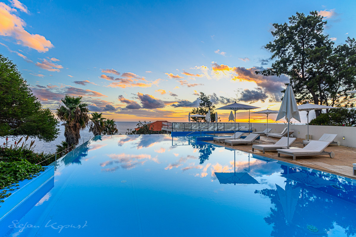 infinitypool